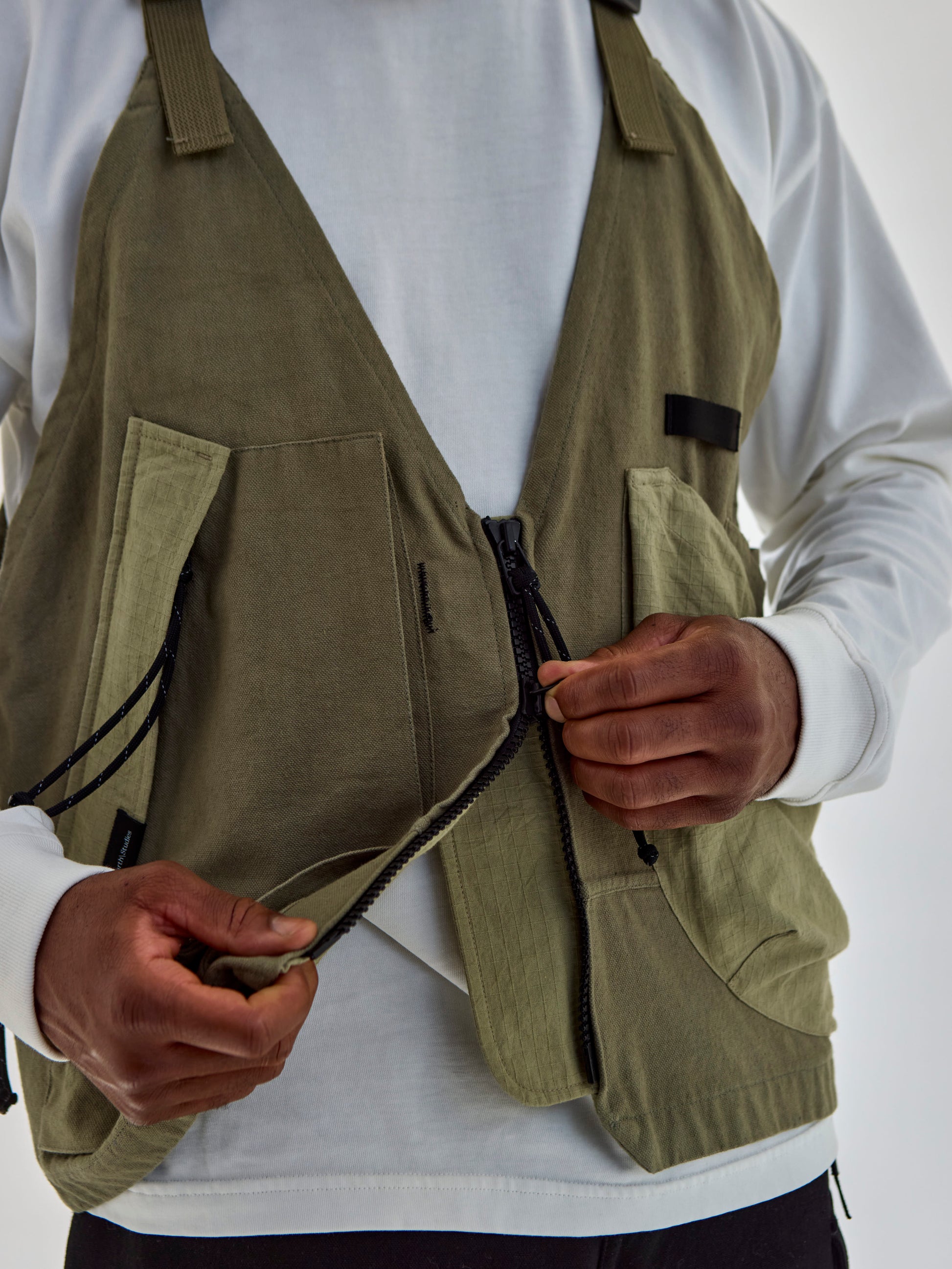 SU-102 Utility Vest in Alpine Stone Strata