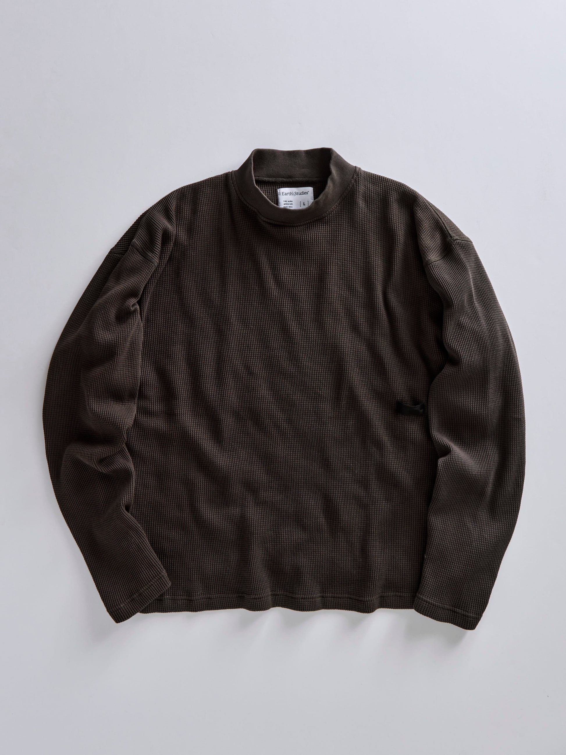 MS-121 Mockneck Tee in Basalt