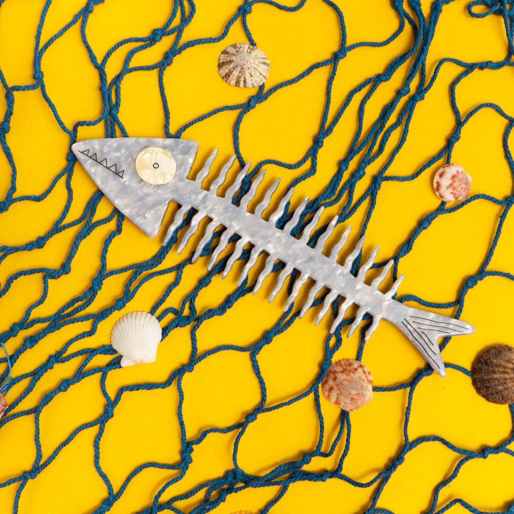 Comic Fish Comb Fish Comb – Working Loose