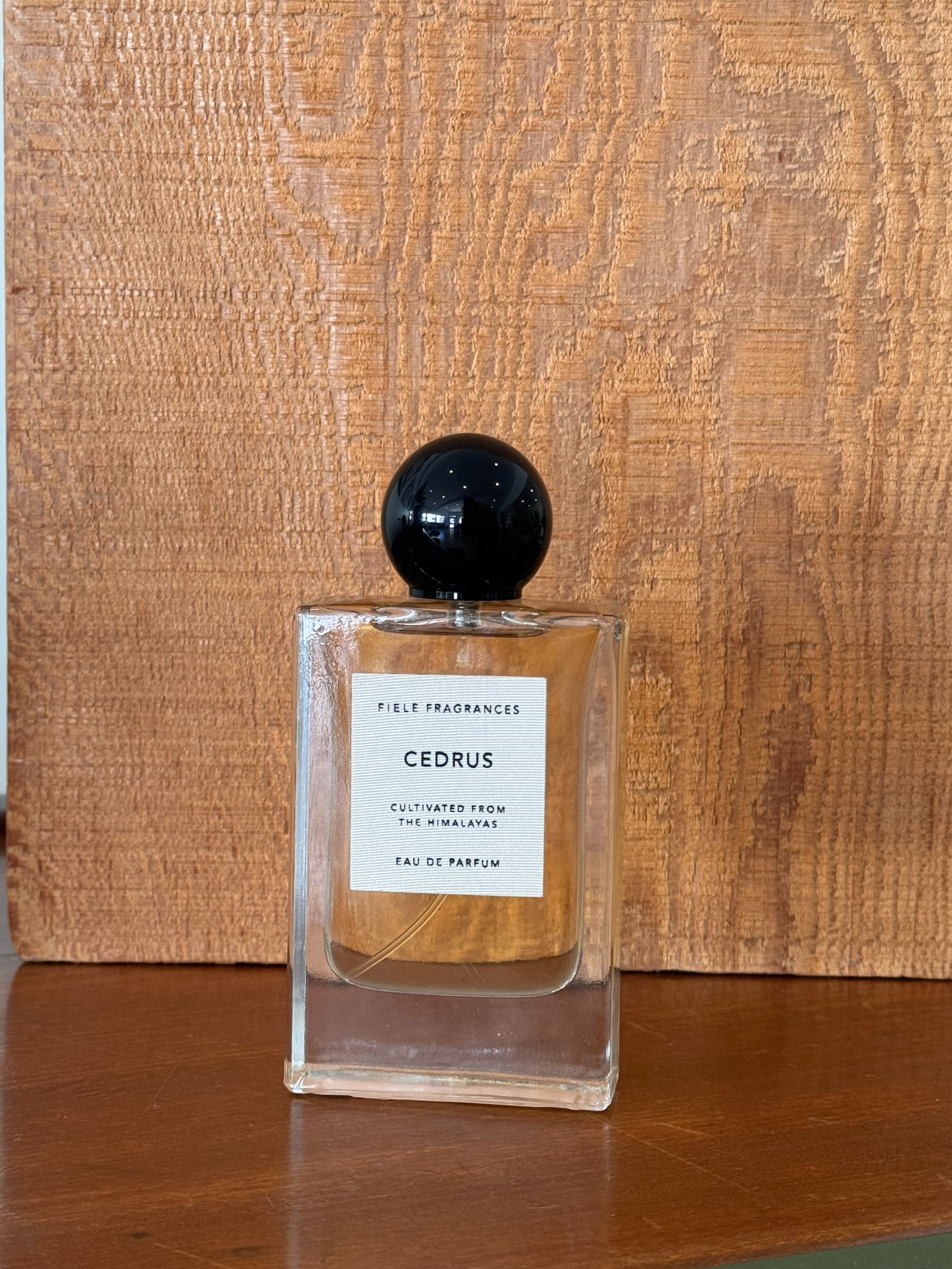 Fiele Fragrances | C E D R U S – Working Loose