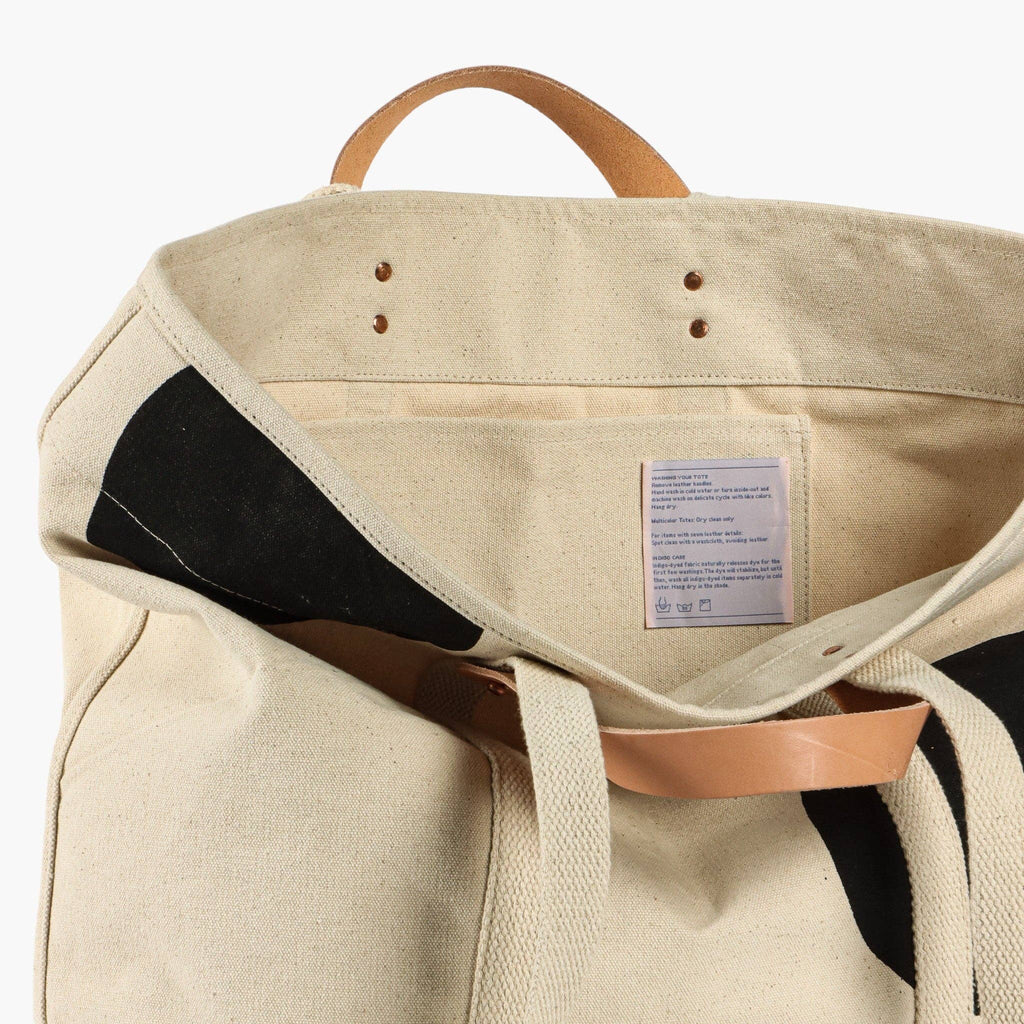 Large East West Tote in Black Polka