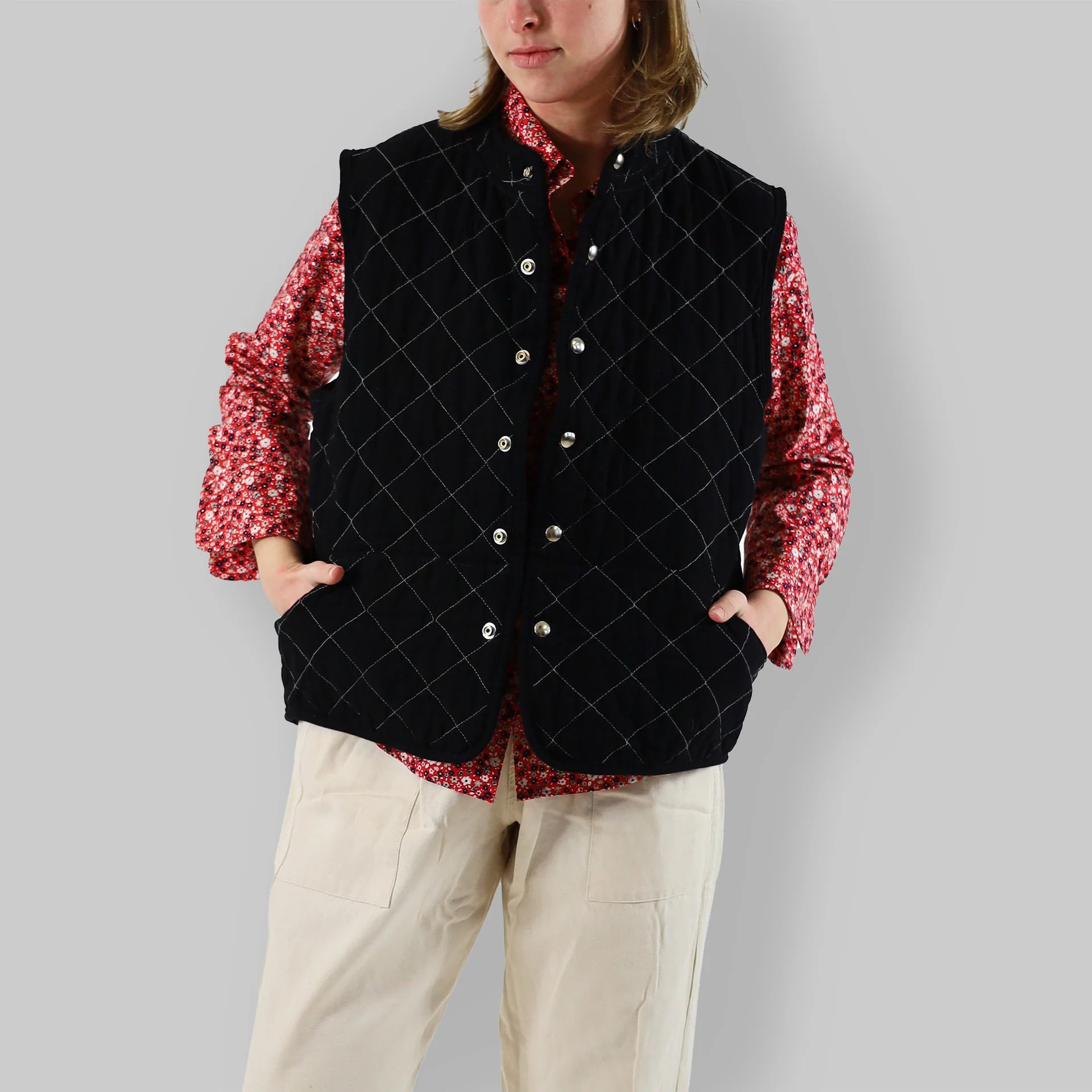 Quilted Snap Vest in Black