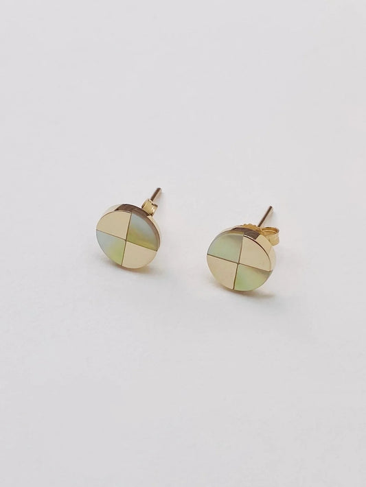 Ray Studs in Yellow Gold + Golden Mother of Pearl