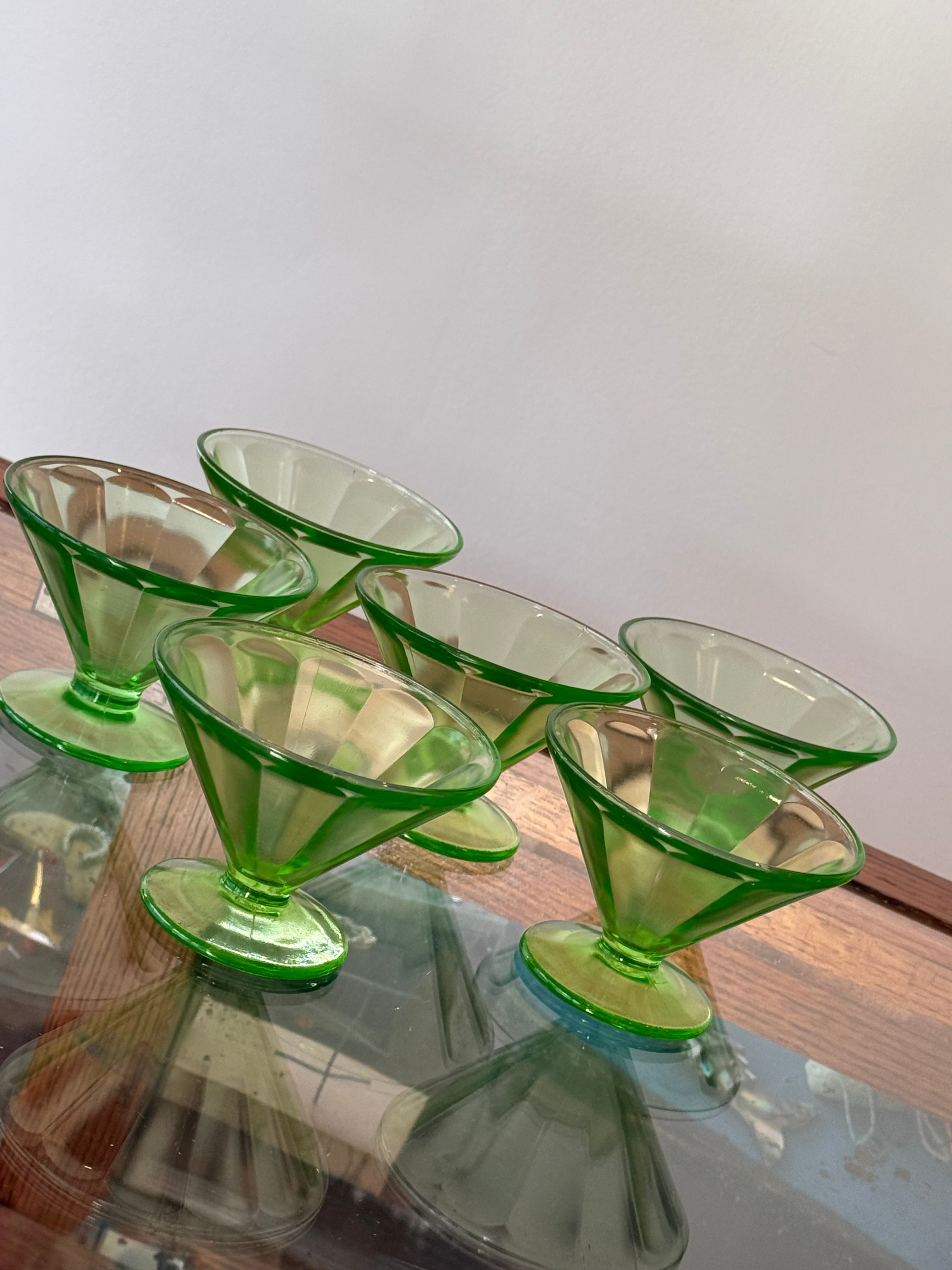 Vintage 1930's Green Sherbet Dish Set
