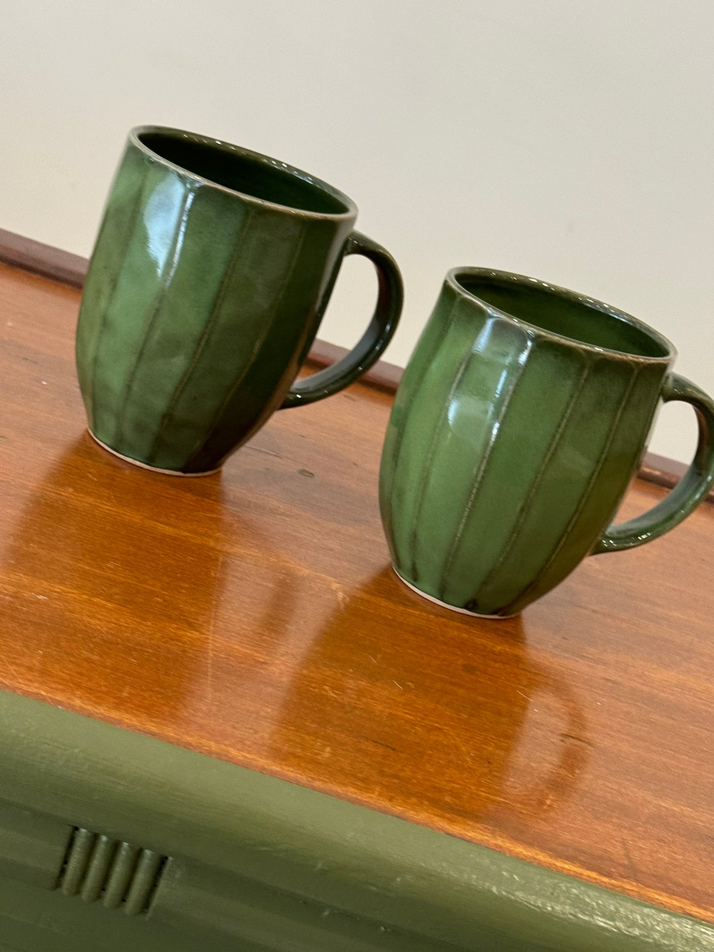 Glossy Green Faceted Mugs