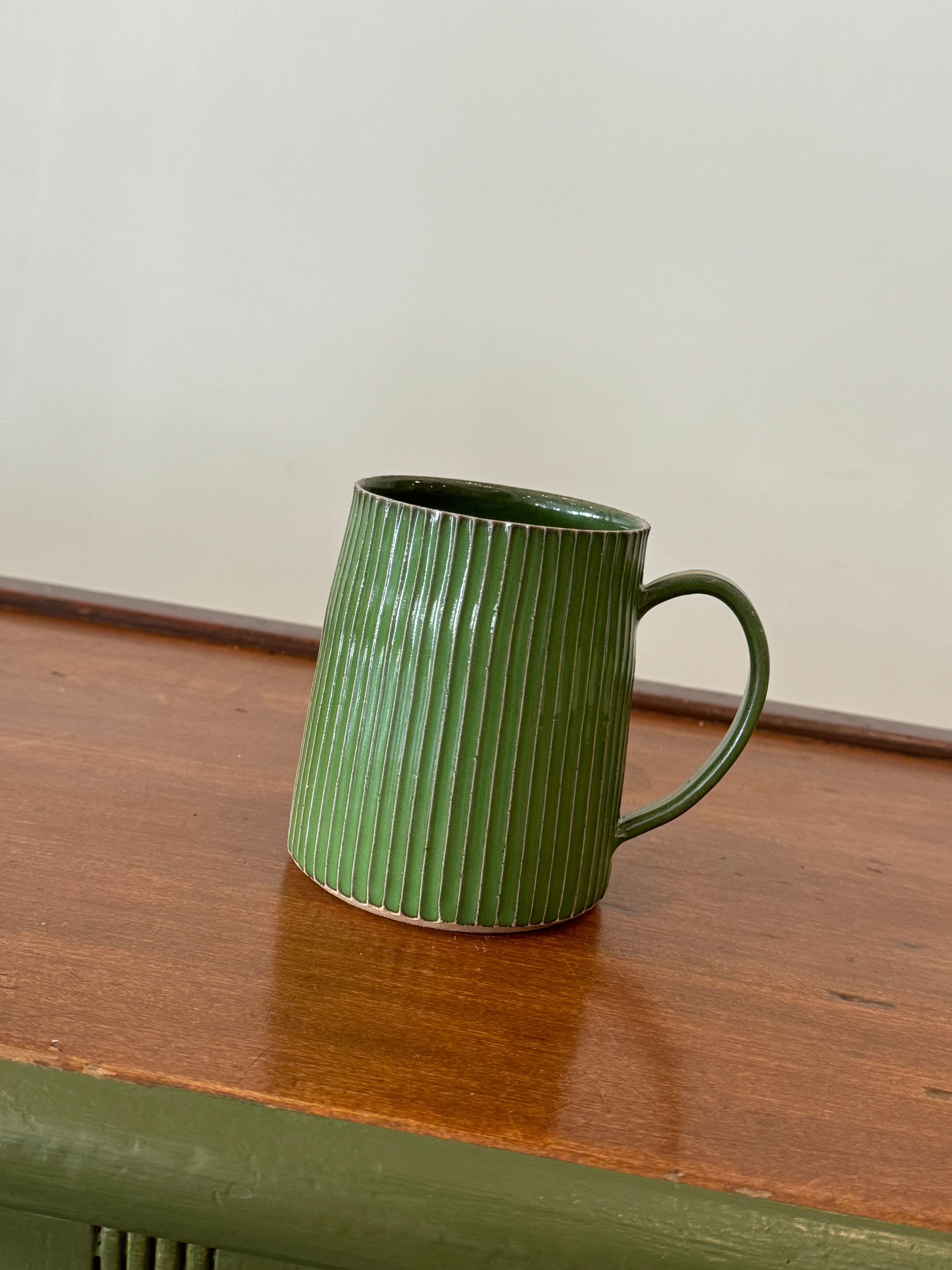 Glossy Green Ribbed Mugs