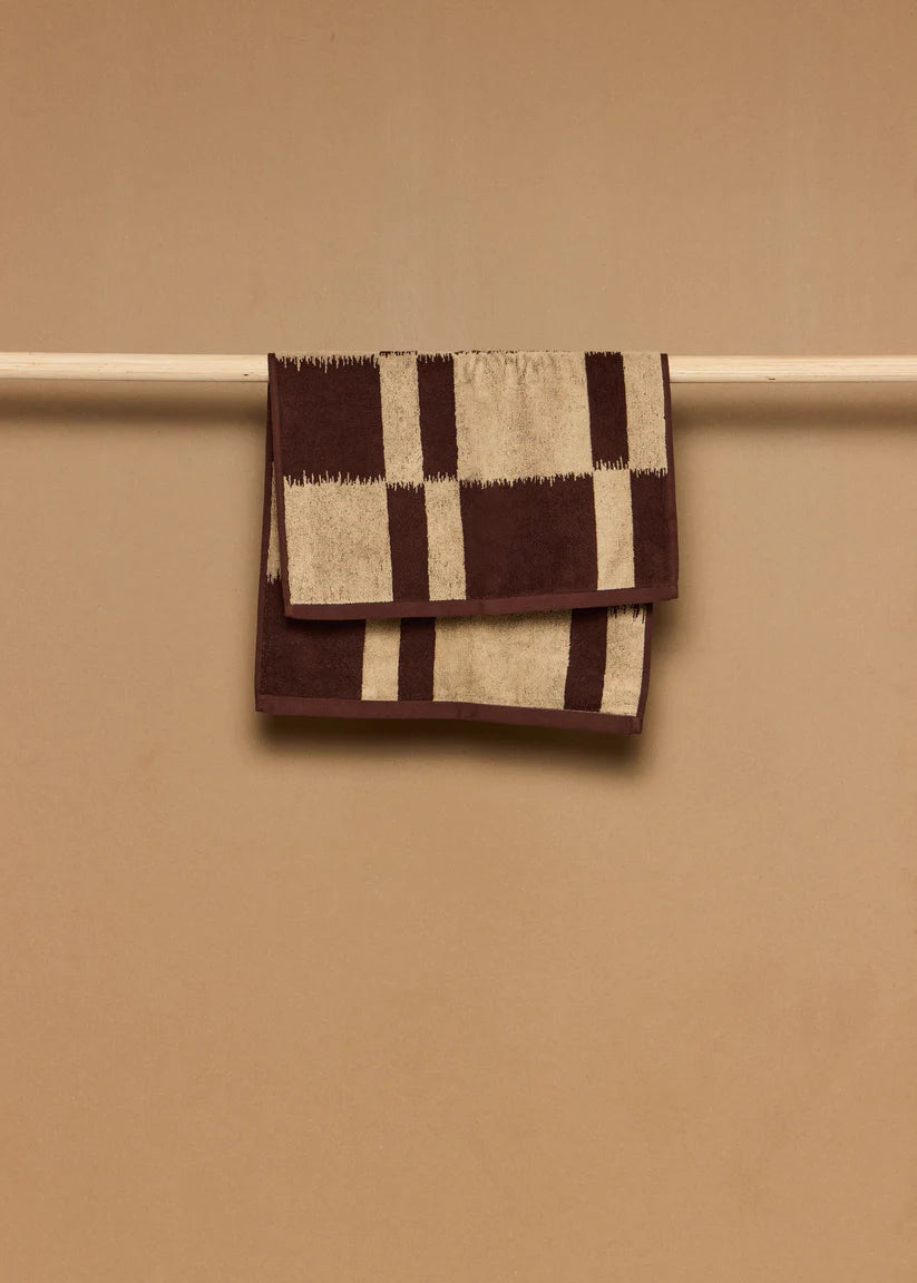 Karin Hand Towel
