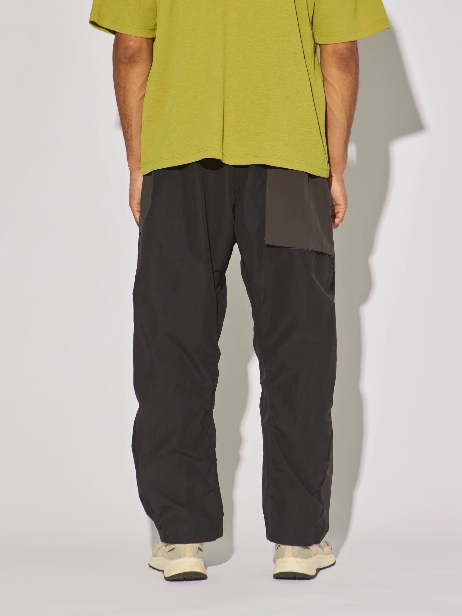 Field Pant in Carbon